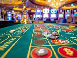 Dasbor permainan kasino pepper0 menampilkan tabel dealer langsung dan pilihan slot